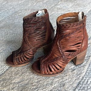 Freebird Bela, Cognac, Size 6